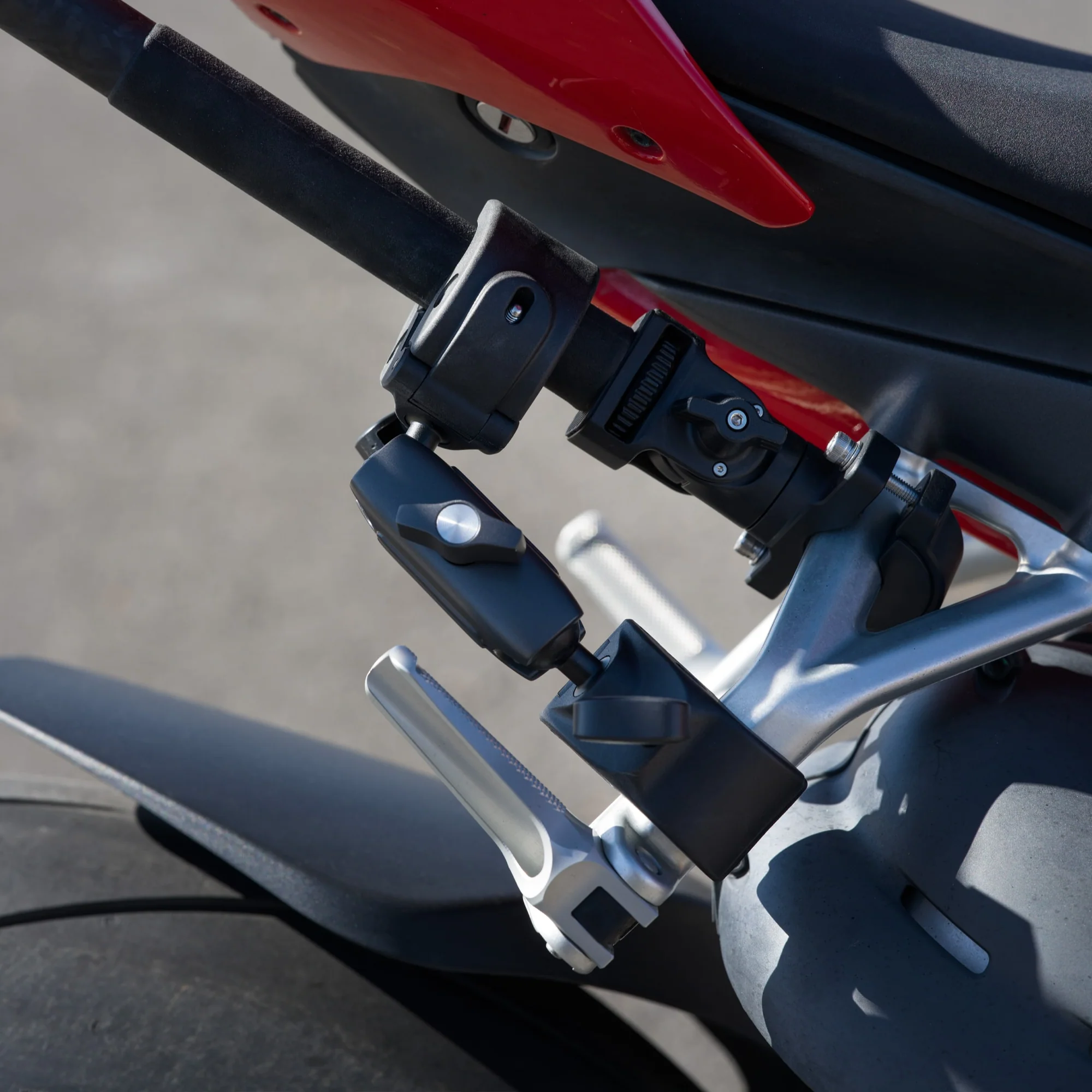 DJI Osmo Dual Heavy-Duty Clamp - Image 2